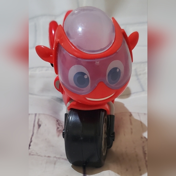 Play Vehicles - Picture 3 of 10